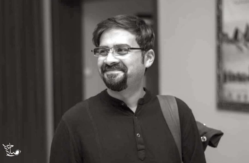 greyscale profile photo of Saad Chinoy, by Muaz